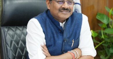 मुख्य सचिव आनंद बर्द्धन ने सिंचाई विभाग की चेक डैम योजनाओं की समीक्षा की