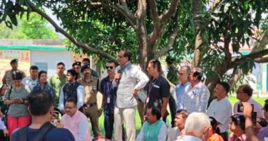 केंद्रीय कृषि मंत्री ने पाववाला सोडा में किसानों से की सीधी बातचीत