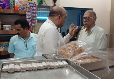 मुख्यमंत्री के निर्देशों पर श्रीनगर व कोटद्वार में खाद्य सुरक्षा विभाग की कार्रवाई