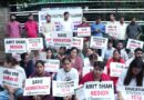 प्रदेश अध्यक्ष महिला कांग्रेस ज्योति रौतेला के नेतृत्व में डीएम कार्यालय का घेराव