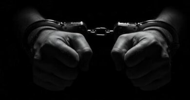 चाईबासा में पिकअप चोरी का खुलासा, छह दिन में दो आरोपी गिरफ्तार; ओडिशा से वाहन बरामद