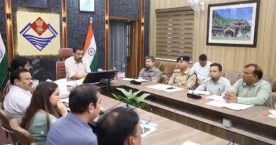 स्वतंत्रता दिवस की तैयारियों को लेकर डीएम डॉ0 आशीष चौहान ने की समीक्षा बैठक