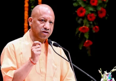 मेहनत और प्रतिभा को सम्मान देगी योगी सरकार, विद्यालयों के वार्षिकोत्सव में मिलेगा पुरस्कार