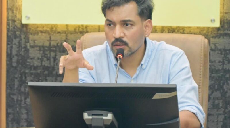 बाल संरक्षण एवं पुनर्वास कार्यों में तेजी लाएं अधिकारी- जिलाधिकारी