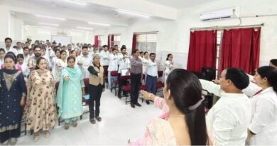 नशामुक्ति अभियान के तहत स्टेट नर्सिंग कॉलेज में छात्र-छात्राओं ने ली नशे से दूर रहने की शपथ