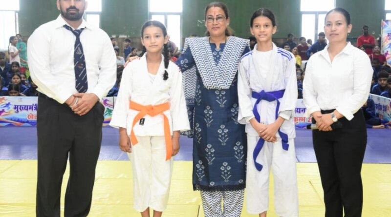 राज्य सरकार कर रही खिलाड़ियों को प्रोत्साहित करने का काम -रेखा आर्या