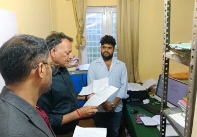 जिला पंचायत कार्यालय के औचक निरीक्षण में विभिन्न अनियमितताएं सामने आईं, जांच के निर्देश