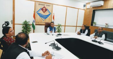 प्रमुख सचिव ने तृतीय प्रवासी उत्तराखण्डी दिवस सम्मेलन के आयोजन के सम्बन्ध में ली बैठक