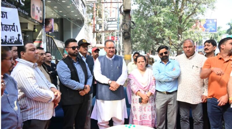 सार्वजनिक रूप से माफी मांगें खड़गे- गणेश जोशी – India Times Group